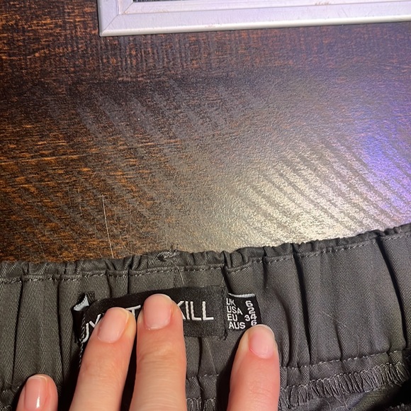 Cargo mini skirt (brand: Luxe to Kill) - Picture 3 of 3